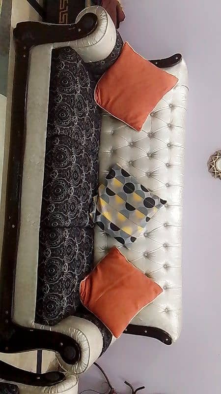 For Sale: Premium 6-Seater Sofa Set – Rs. 80,000 – +92 370 8428327 0