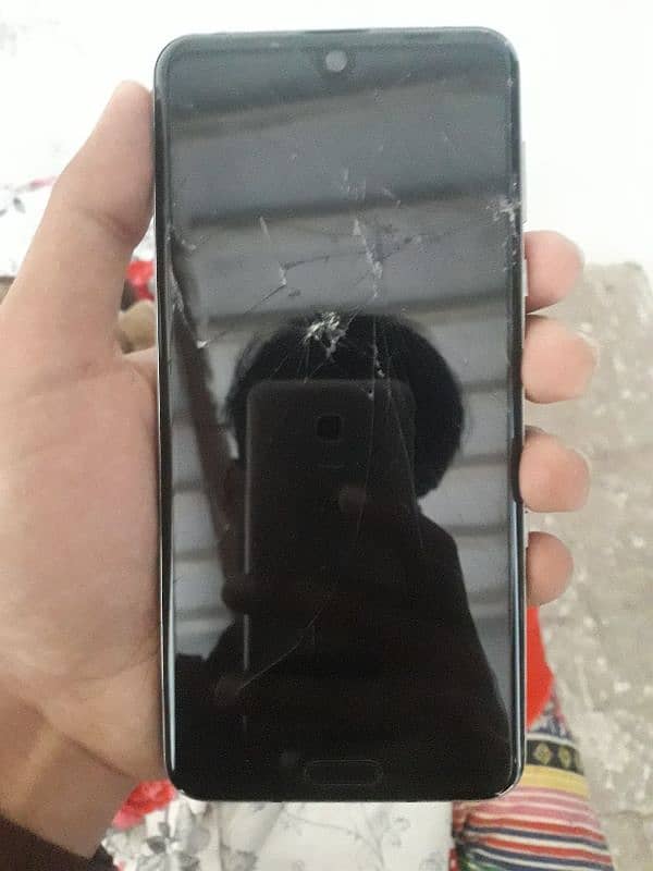 SHARP AQUOS R3  FRONT BROKEN NON PFA 3