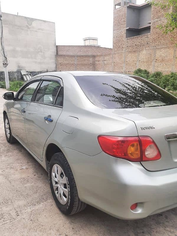 Toyota Corolla GLI 2010 5