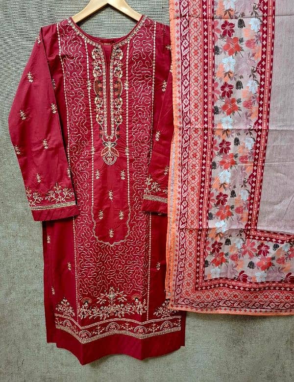 stitched 3pc lawn embroidery suits 6