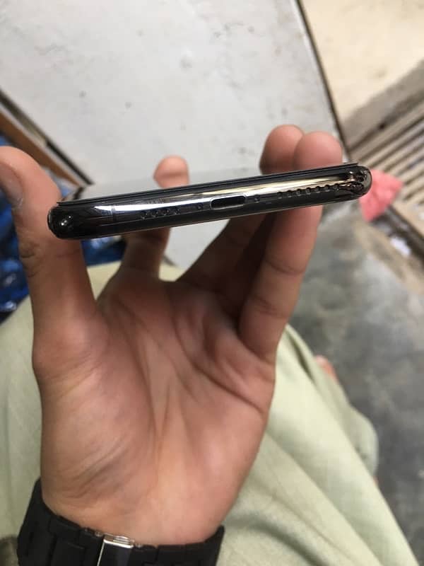 i phone xsmax waterpack  64GB pta oficial approved 10/10  condition 1