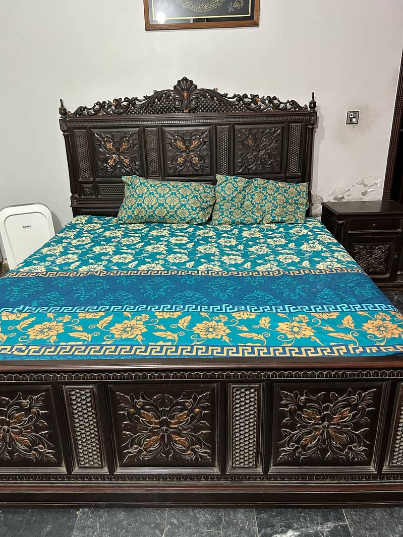 Bed Set//king Size Bed//Wooden Bed With 2 Side Tabe//Bed With Mattress 4