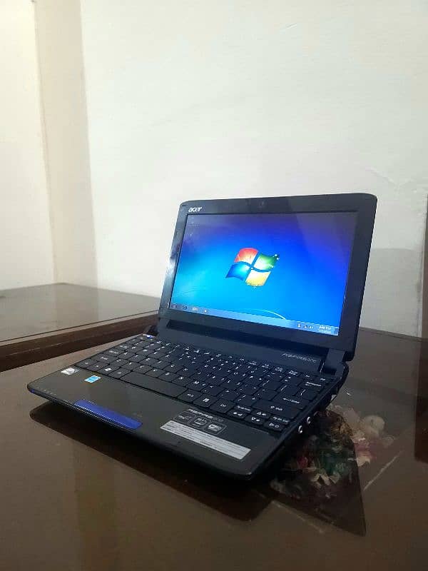 Acer Aspire One 0