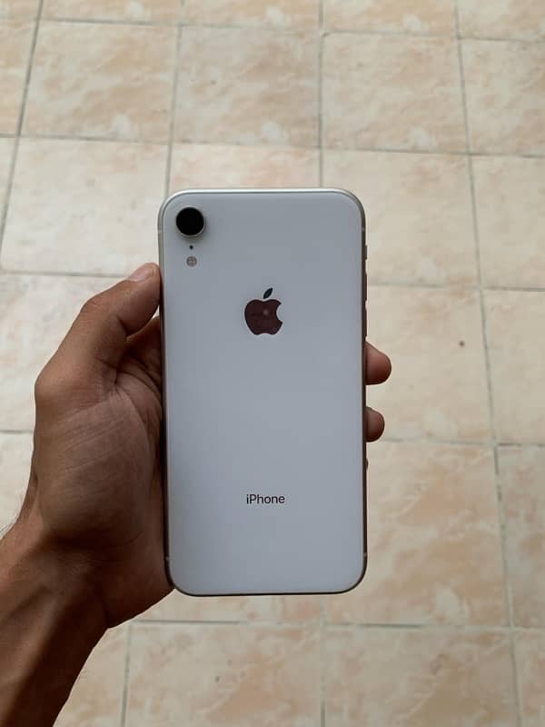 Iphone XR 128GB Factory Unlock 1