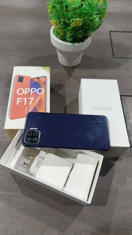 Oppo f17 8gb/128 with box 8.5/10 condition 0