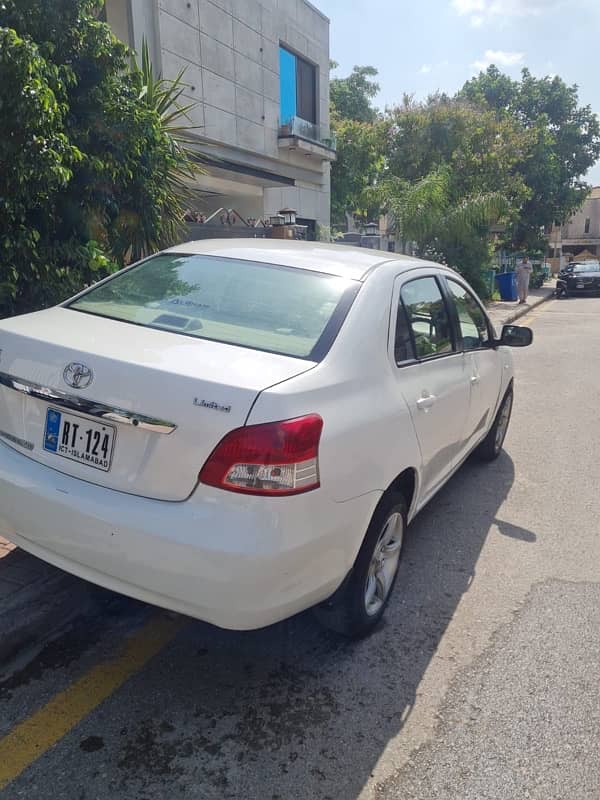 Toyota Belta 2008 1