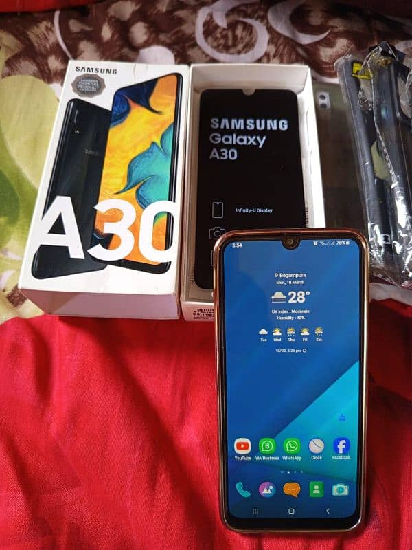 SAMSUNG A30, 4GB, 64GB, 0/3/0/0/4/3/1/3/6/6/7 1