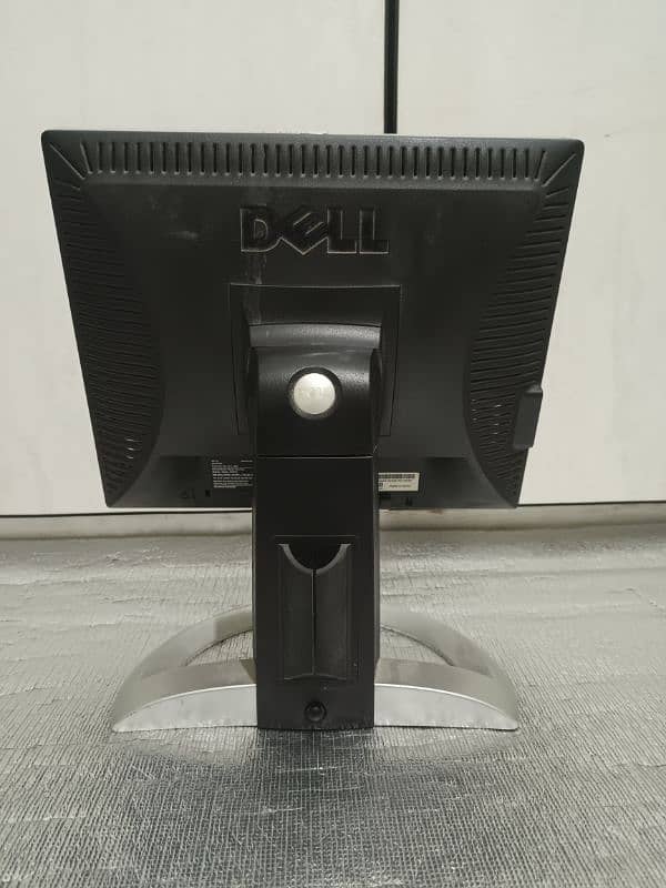 DELL LCD Monitor 4