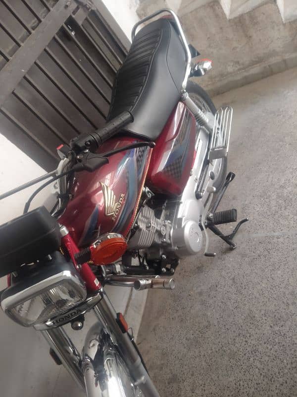 honda 125 bilkul new 2