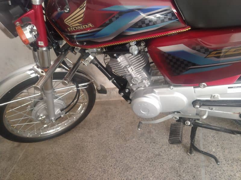 honda 125 bilkul new 4