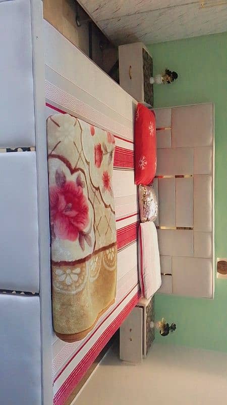 Quality Double Bed with Like-New Mattress for Sale - Rs. 40,000 1