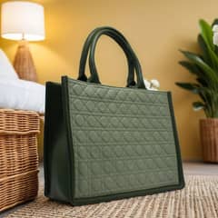 Elegant & Stylish Handbag