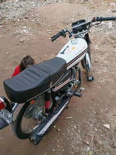 Honda 125 2022 model 10 by 10