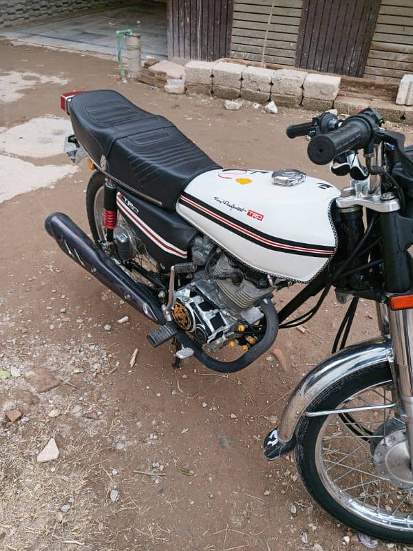 Honda 125 2022 model 10 by 10 1