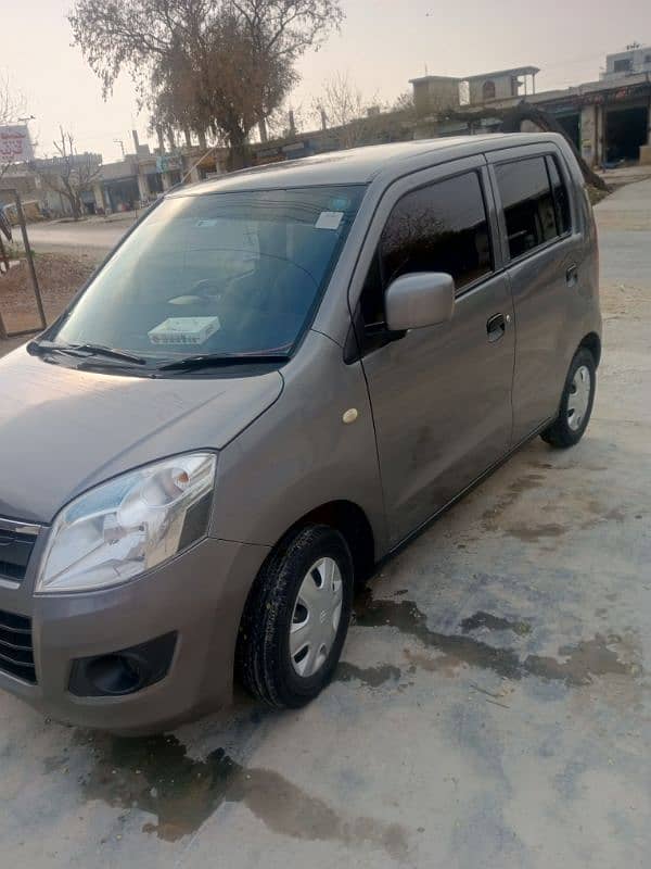 Suzuki Wagon R 2015 4