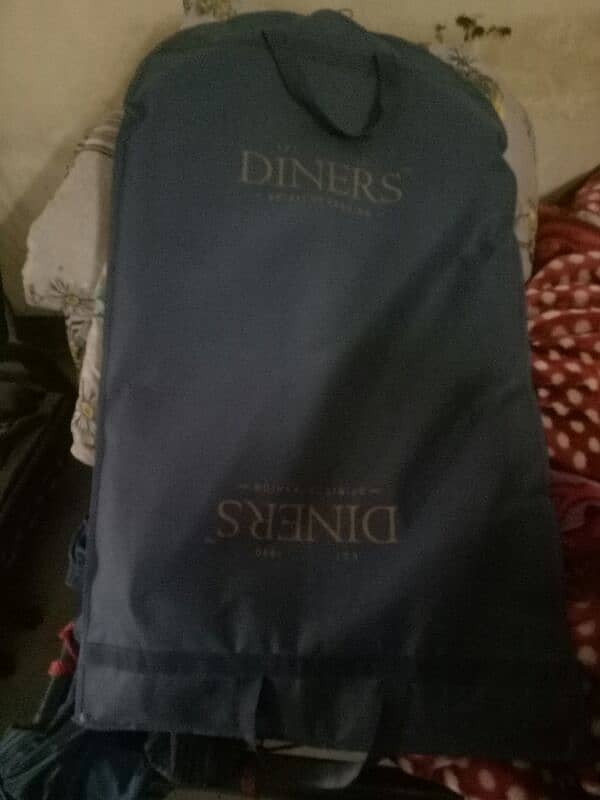 diners coat pent 4