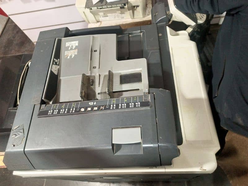 Konica Minolta 751 7