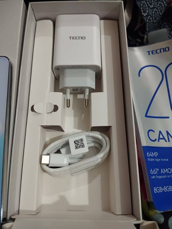 tecno camon 20 8+8/256 brand new condtion 10/10 complete accessories 5