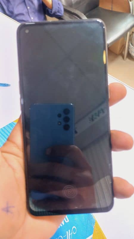 oppo Reno 5 in lush condition 1