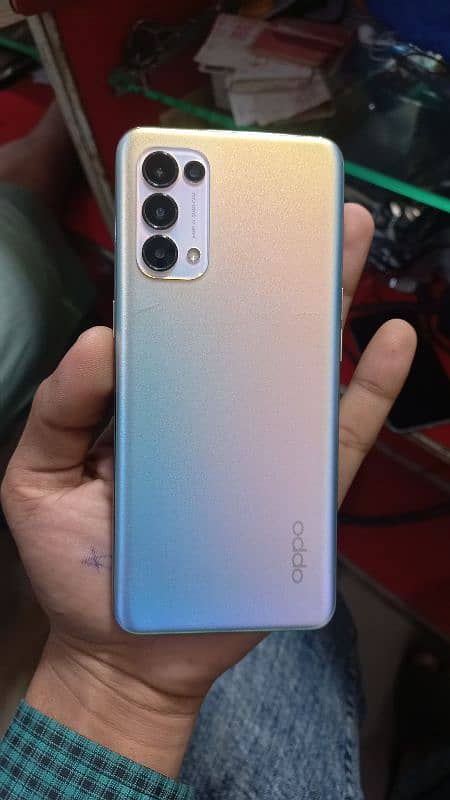 oppo Reno 5 in lush condition 6