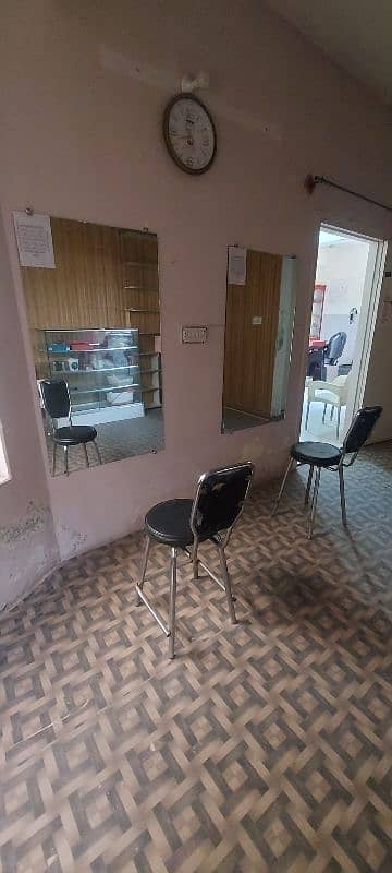 beauty salon for urgent sale 4