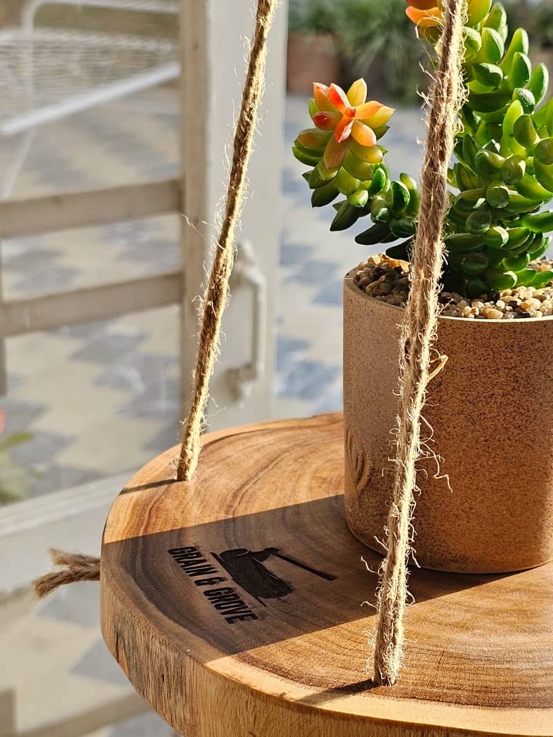 Hanging planter 2