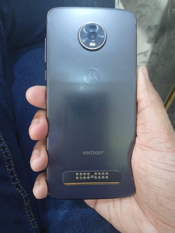 Motorola Moto Z4 2