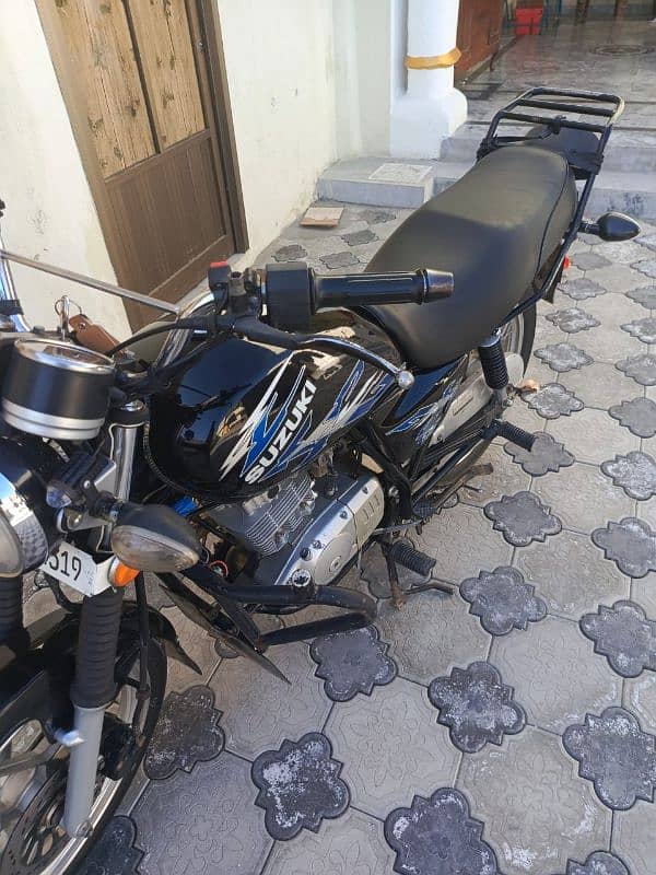 Suzuki GS 150 SE mint comdition 3