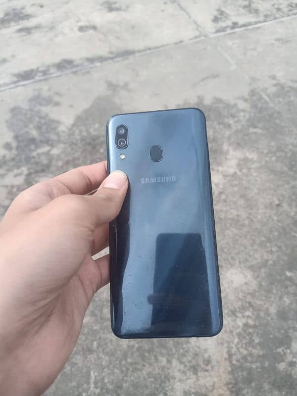 Samsung A30 (Pta approved) 3