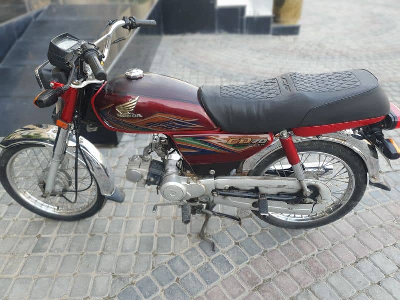 Honda CD 70 2020 Red 3