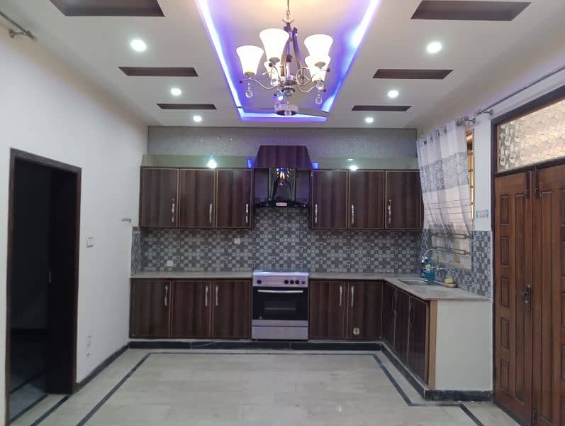 upper portion for newly married couple 26 area near nova city school 13