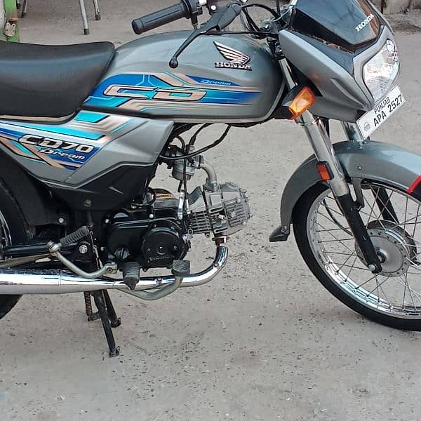 Honda CD 70 Dreem 2022/23 4