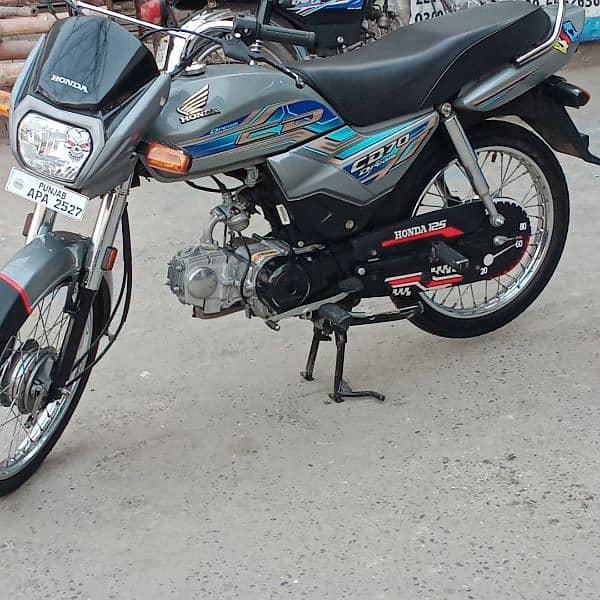 Honda CD 70 Dreem 2022/23 12