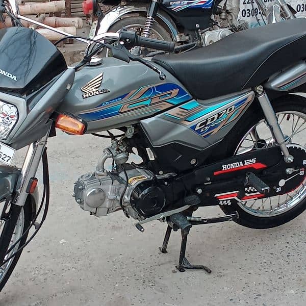 Honda CD 70 Dreem 2022/23 14