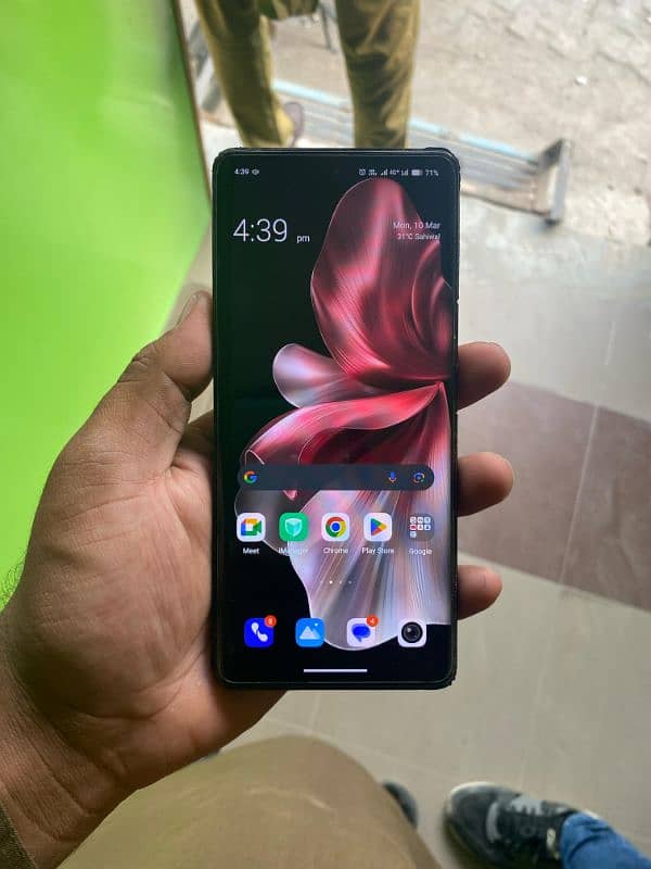 Vivo V30e 0