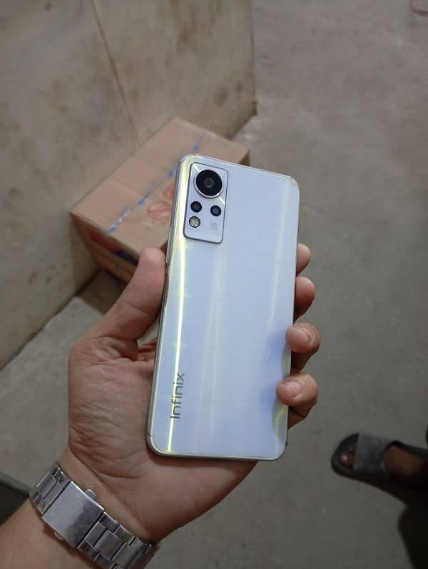 infinix note 11 8