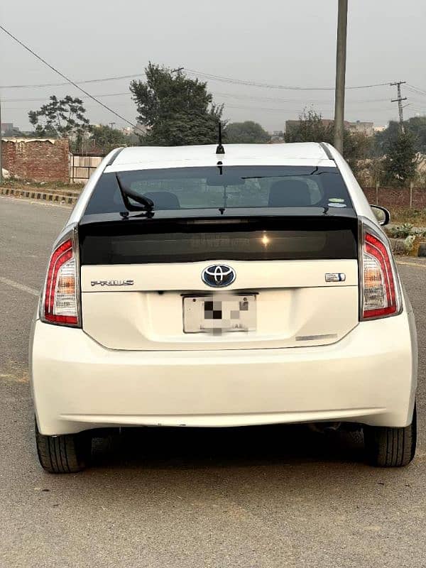 Toyota Prius 2013 hybrid 2