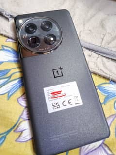 OnePlus 12