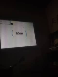 InFocus projector screen 10/10