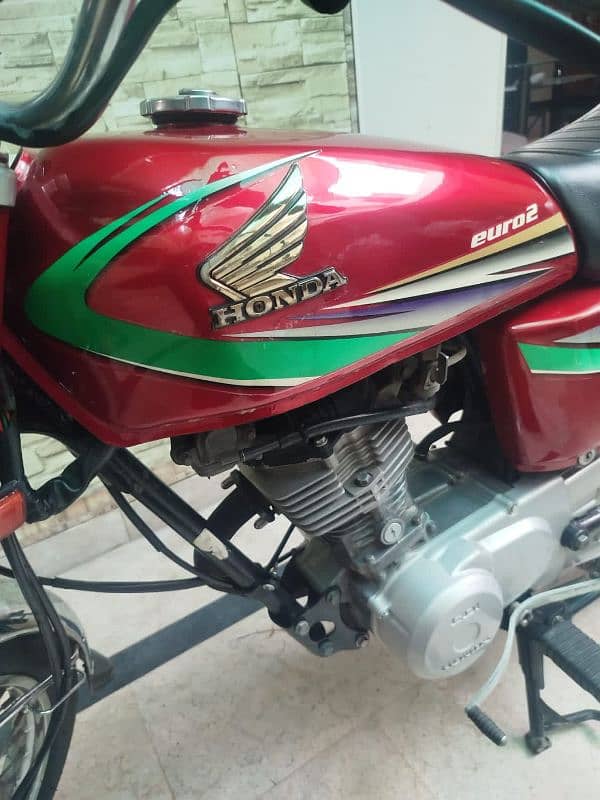 Honda 125 model 2014 6