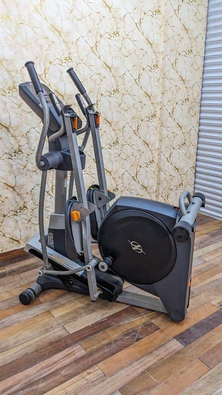 Professional Nordictrack  USA E 11.5 Eleptical Cross Trainer 1