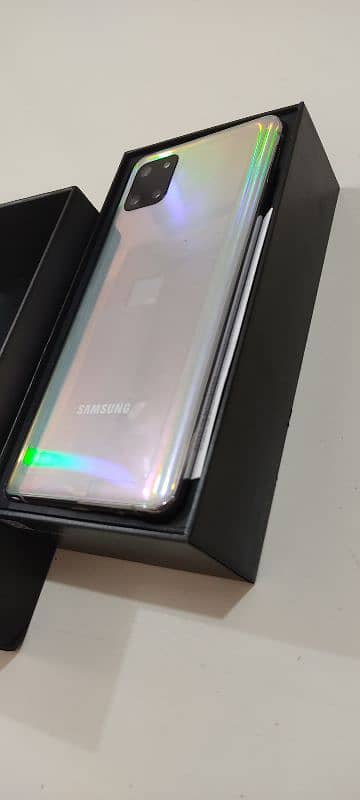 Samsung Note 10 lite 8GB/128GB in excellent condition with box, chargr 2