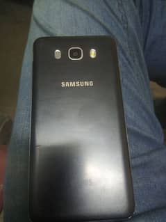 Samsung mobile j7