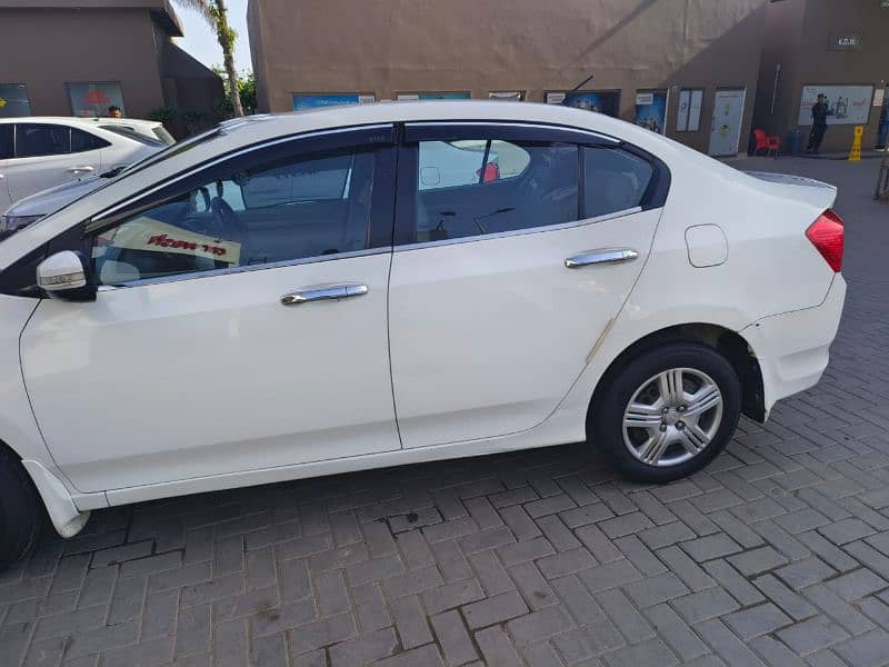 Honda City 2016 in Perfect Condition 18