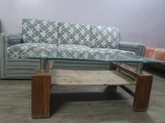 7 Seater sofa set with Centre Table