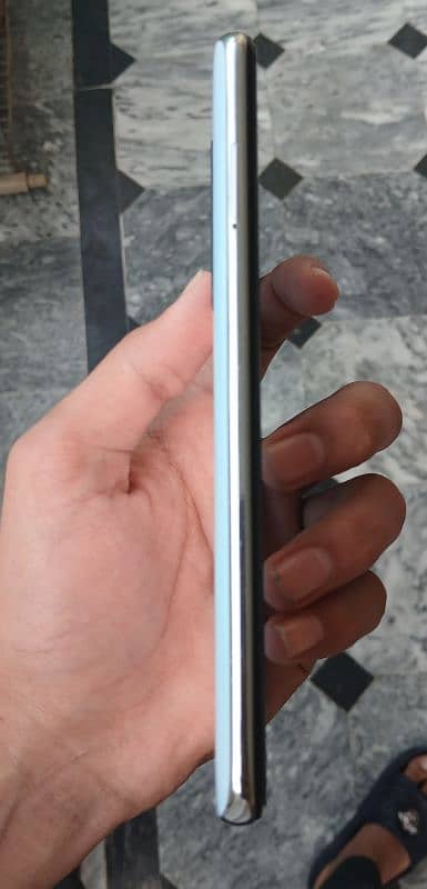 redmi note 8 pro 10 by 10 condition only and only serious customers 1