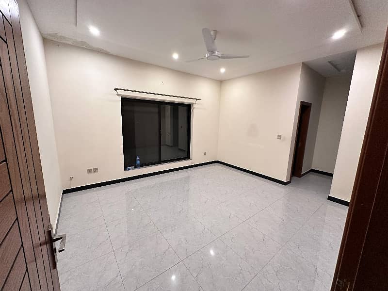 Idyllic Upper Portion Available In Zaraj Housing Scheme For Rent 5