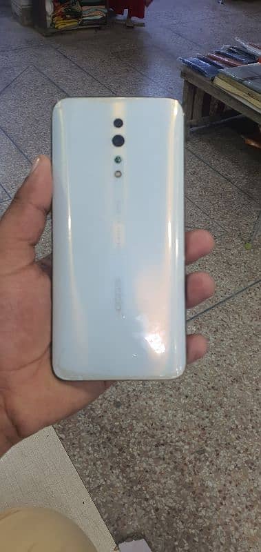 oppo reno z . dual sim 512gb urjent sell 0