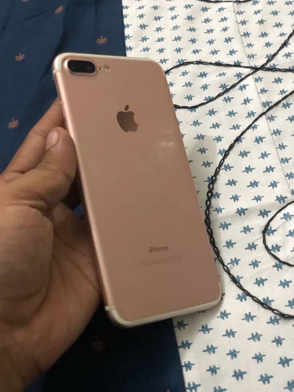 IPHONE 7PLUS 32GB PTA APPROVED 5