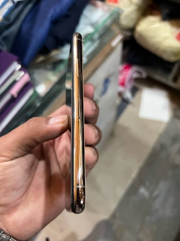 Iphone 11 pro Pta approved 64 gb 3